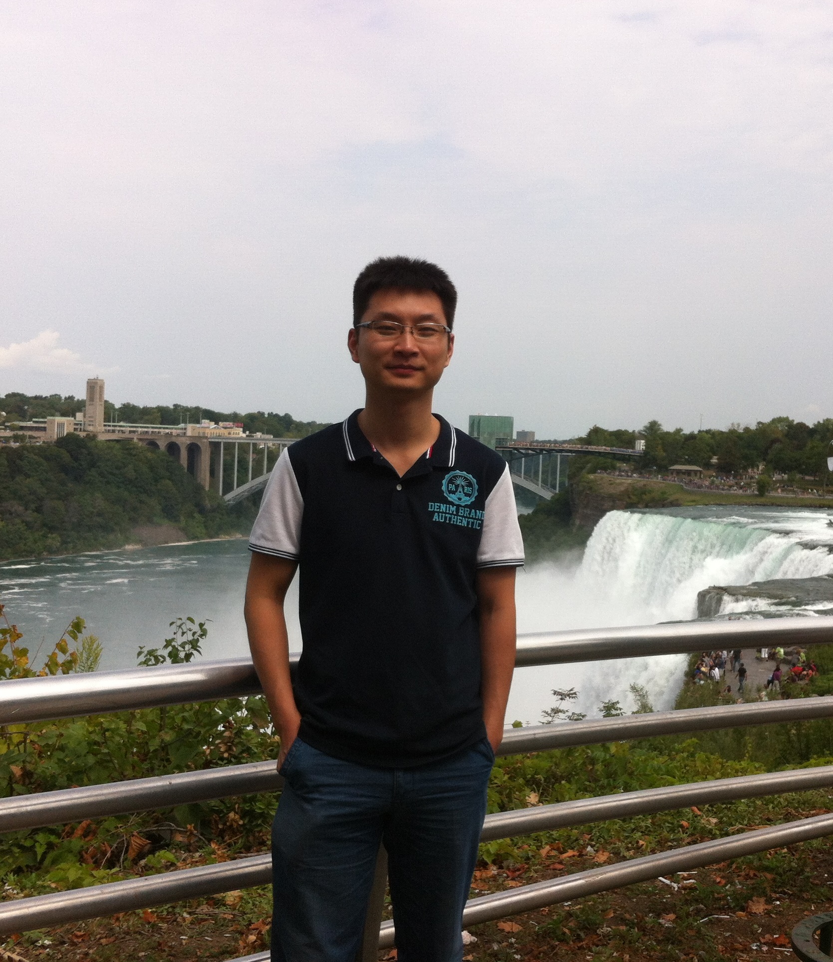 beat365创新论坛第一千四百五十九讲：Ultra-cold gases---A “hot” dish of the “coldest” matter in physics