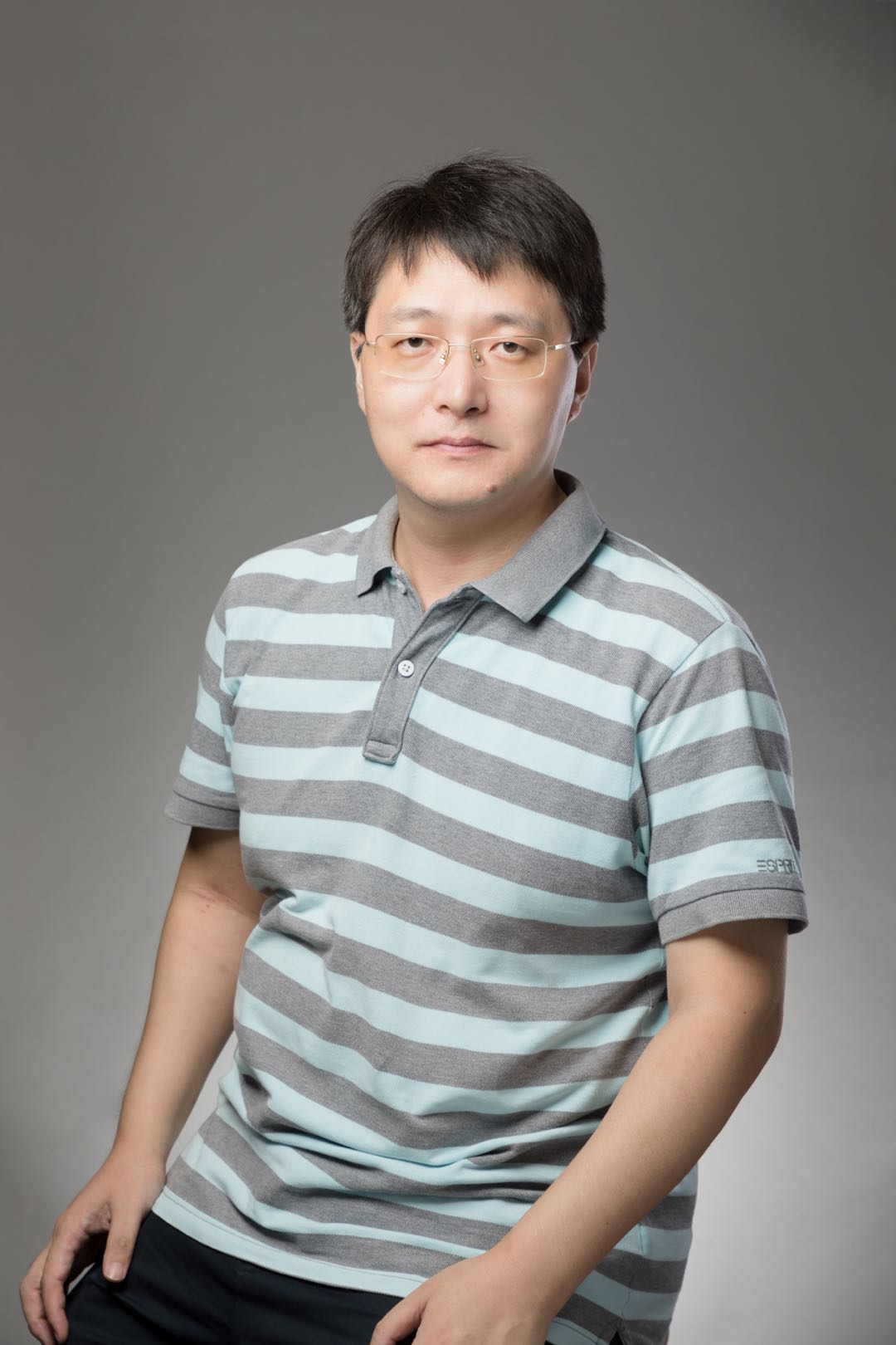 beat365创新论坛第九百五十七讲：Searching New Phenomenon in Uniformly Hyperbolic Systems